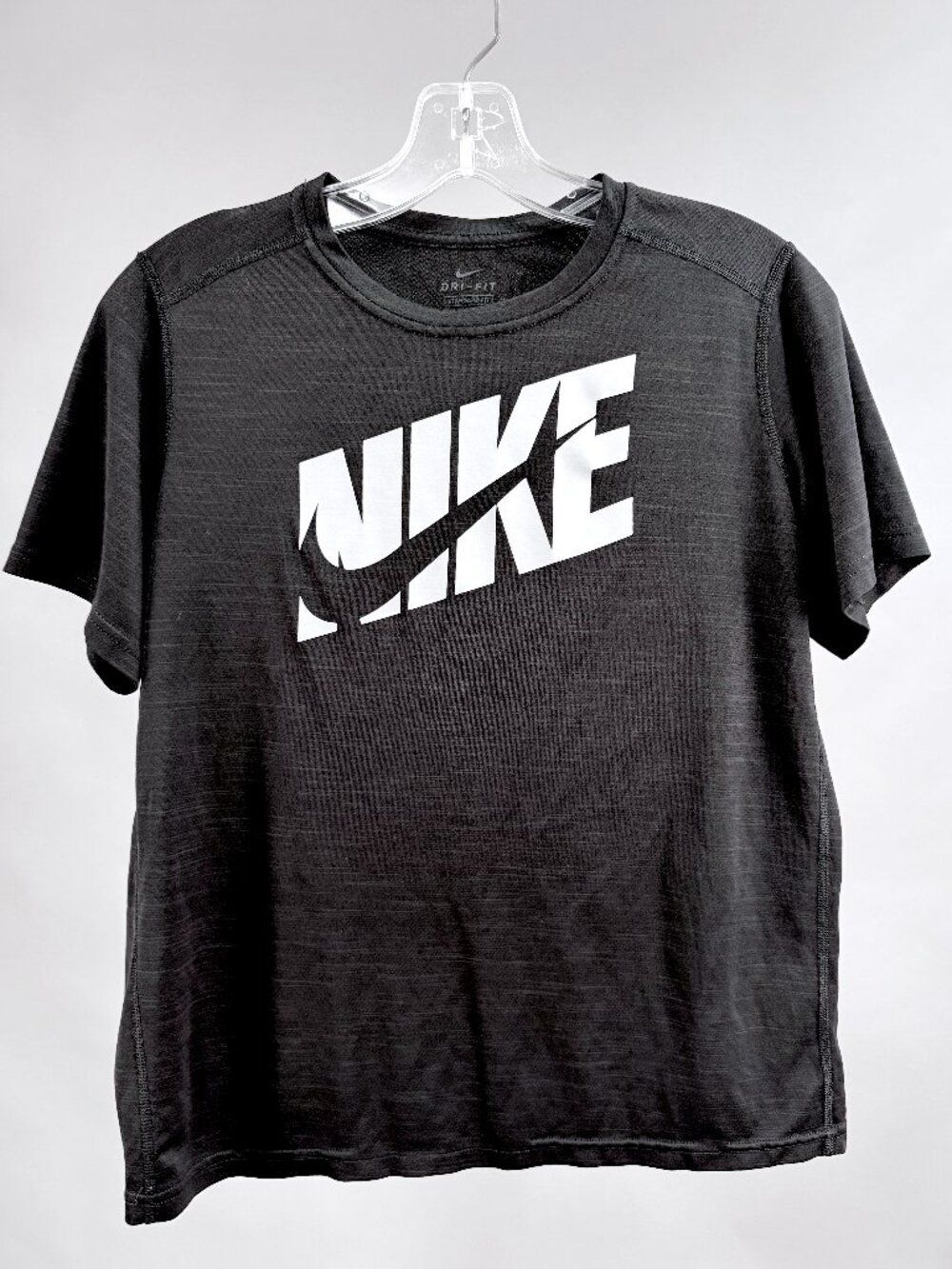 Nike Boys Dri-FIT Black Gray Graphic Block Logo Training Shirt Youth XL 18-20